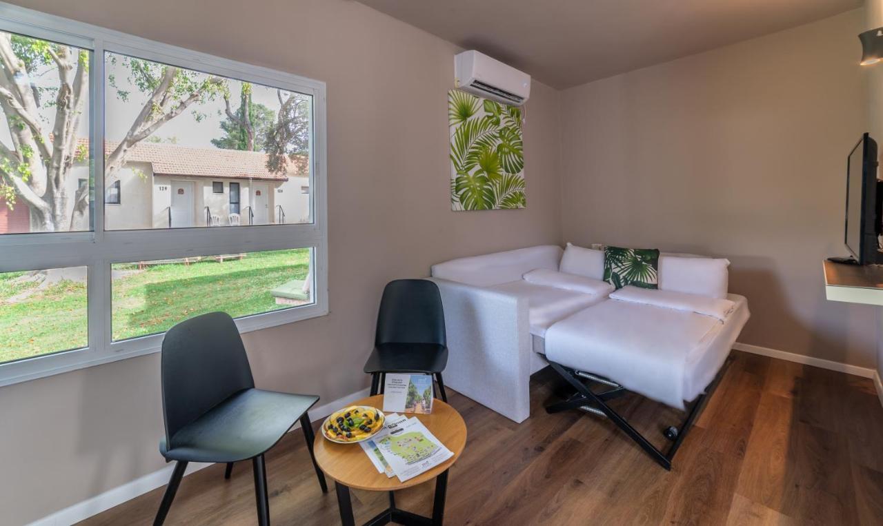 Erettz Dafna Travel Hotel Cameră foto